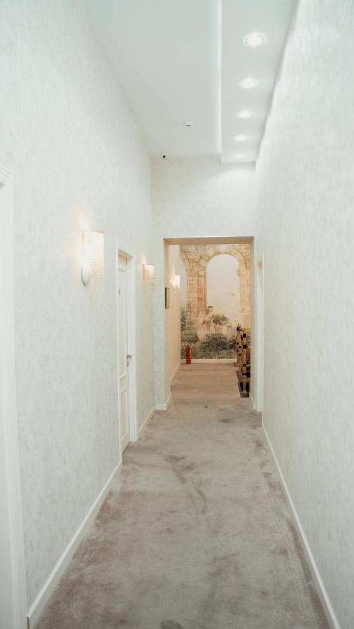 Dionis Baku Hotel Buitenkant foto