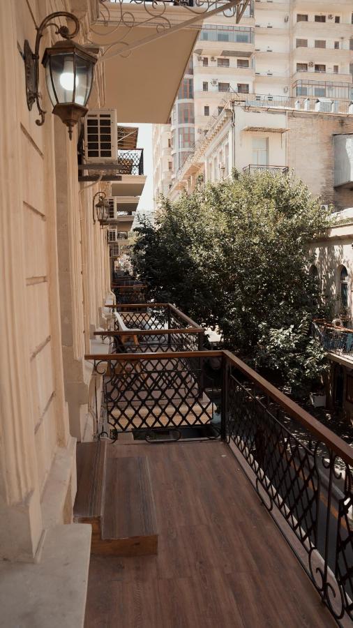 Dionis Baku Hotel Buitenkant foto