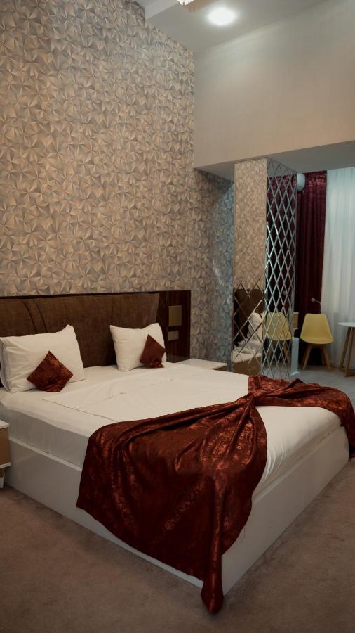 Dionis Baku Hotel Buitenkant foto
