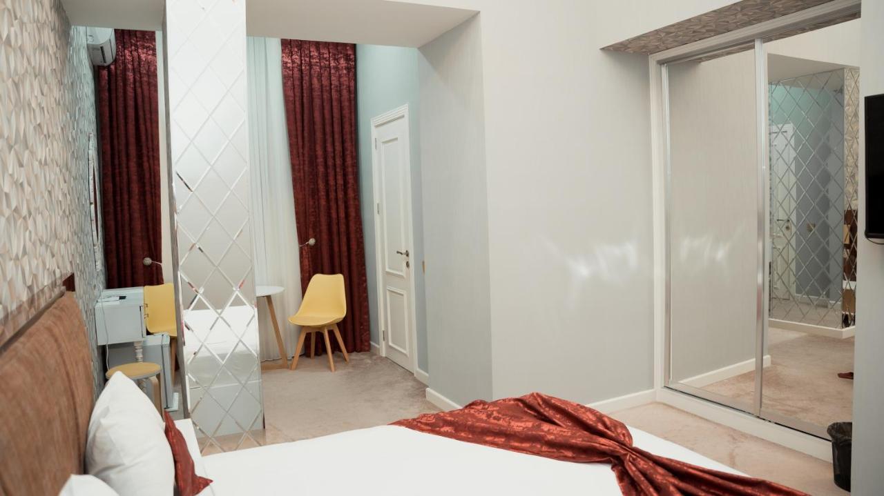 Dionis Baku Hotel Buitenkant foto