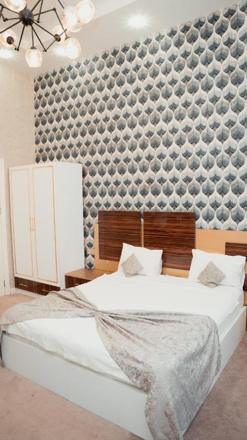Dionis Baku Hotel Buitenkant foto