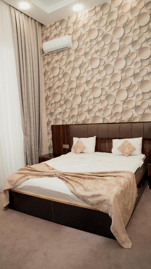 Dionis Baku Hotel Buitenkant foto